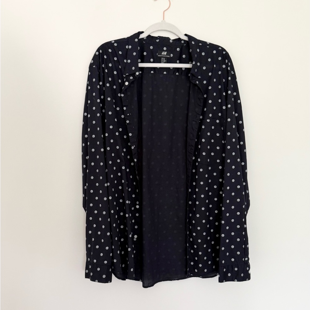 H&M Men’s Polka Dot Button Down - Navy and White